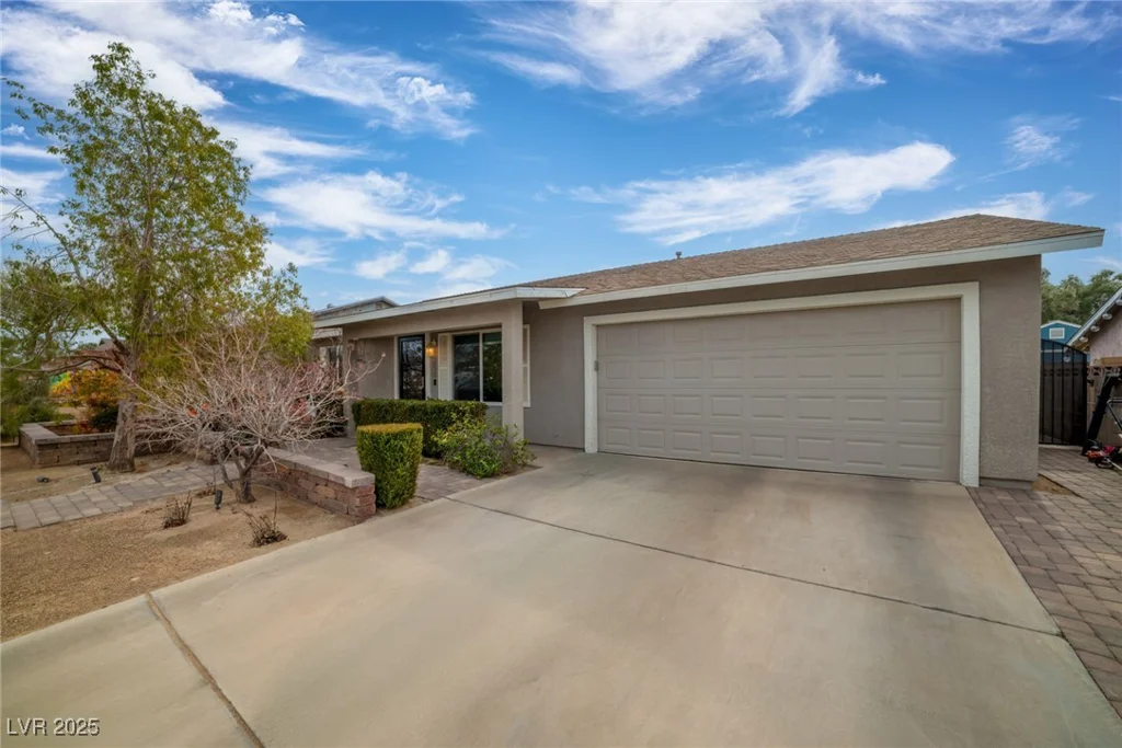 250 Tonalea, Henderson, NV 89015