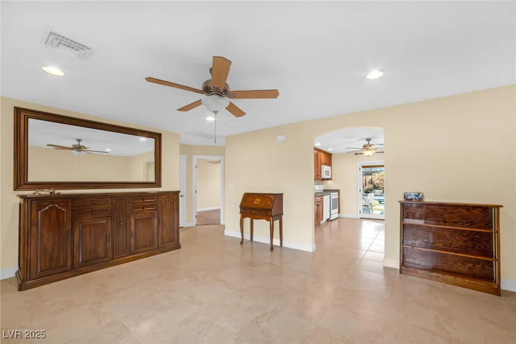 250 Tonalea, Henderson, NV 89015