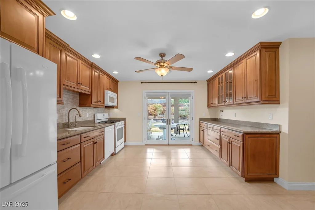 250 Tonalea, Henderson, NV 89015