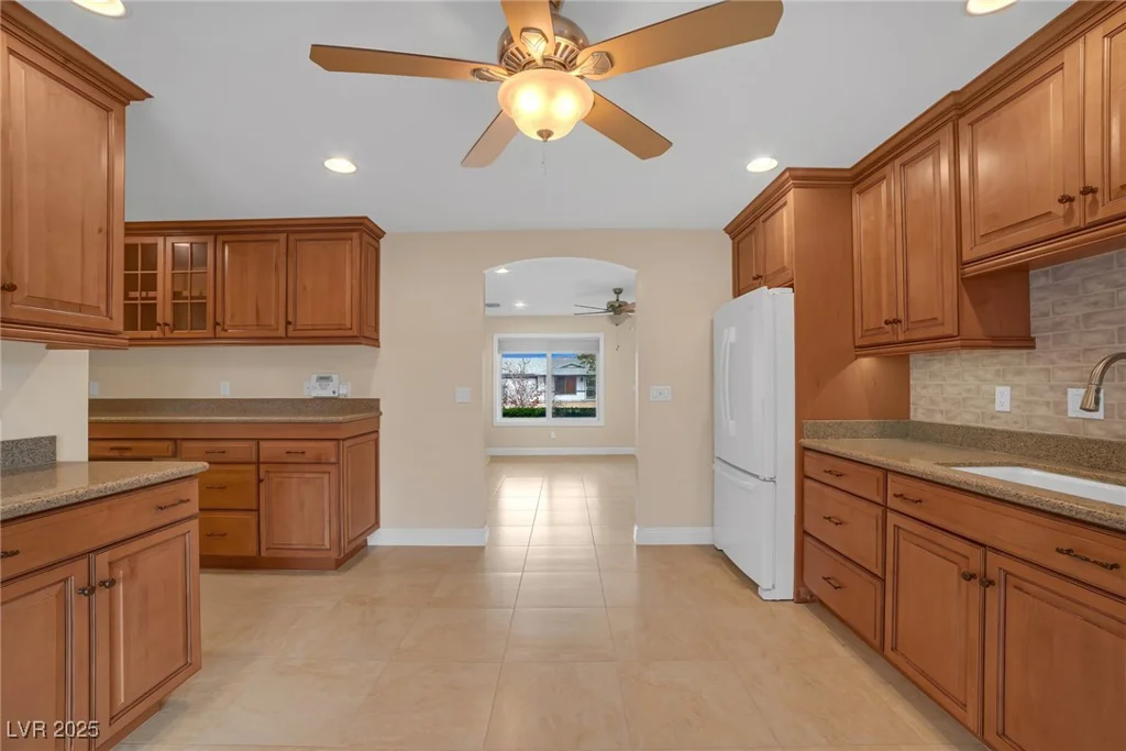 250 Tonalea, Henderson, NV 89015