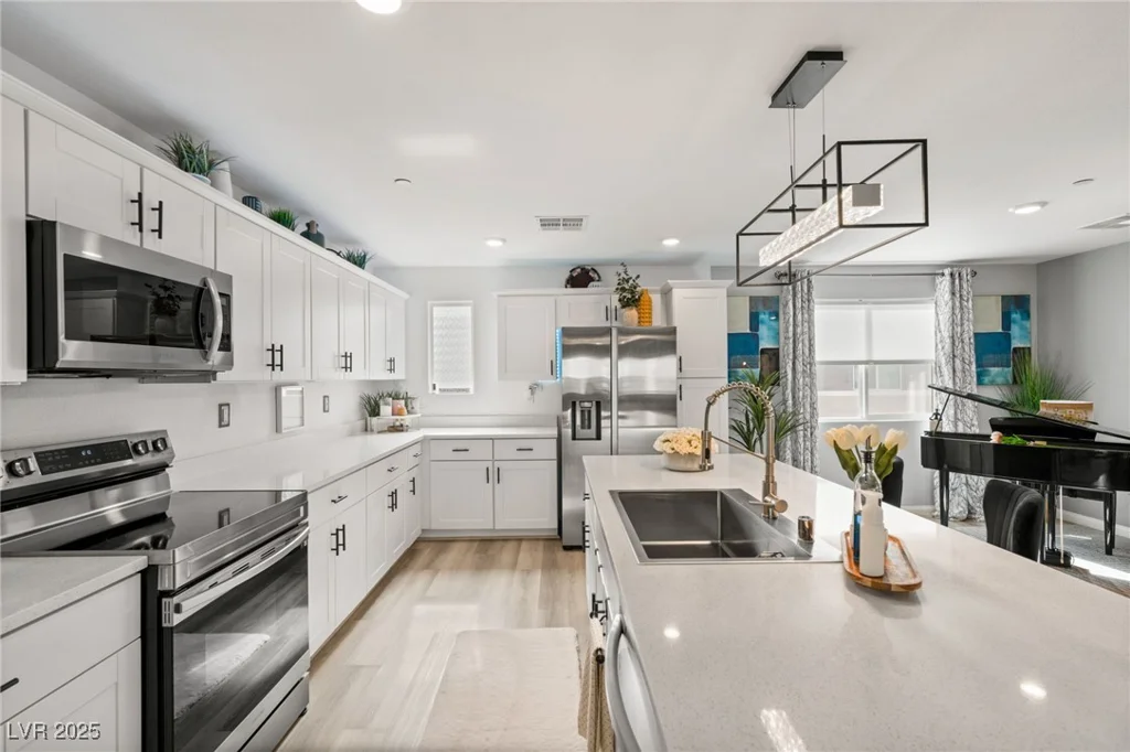 2844 Copper Wind, Las Vegas, NV 89183