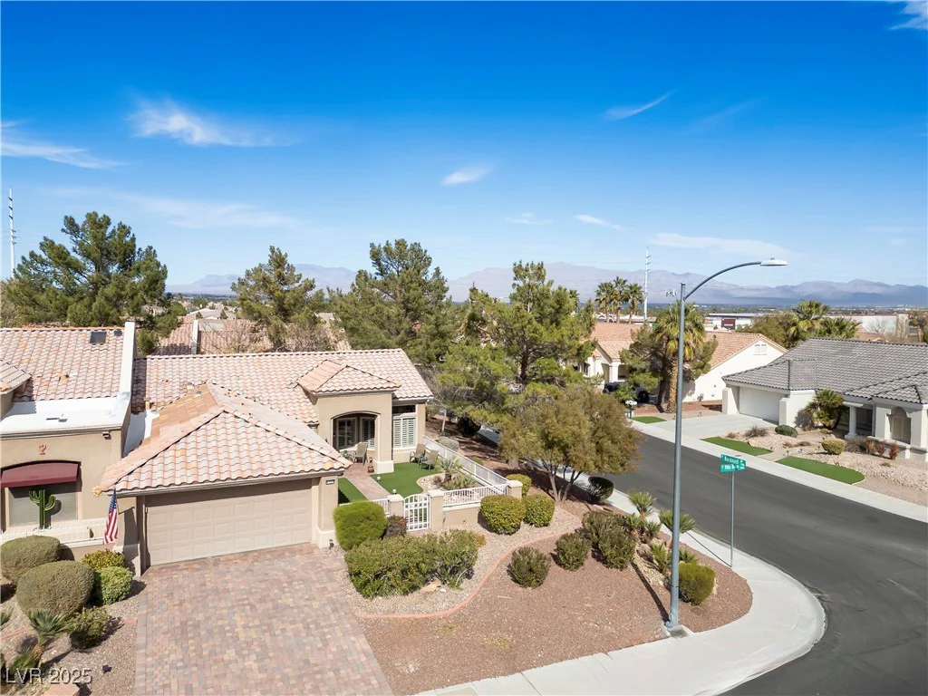 9300 Villa Ridge, Las Vegas, NV 89134