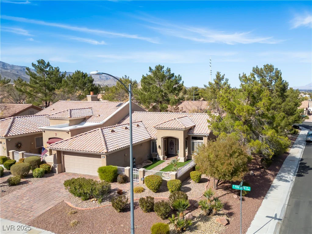 9300 Villa Ridge, Las Vegas, NV 89134