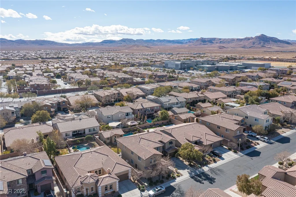 7435 Sun Summit, Las Vegas, NV 89178