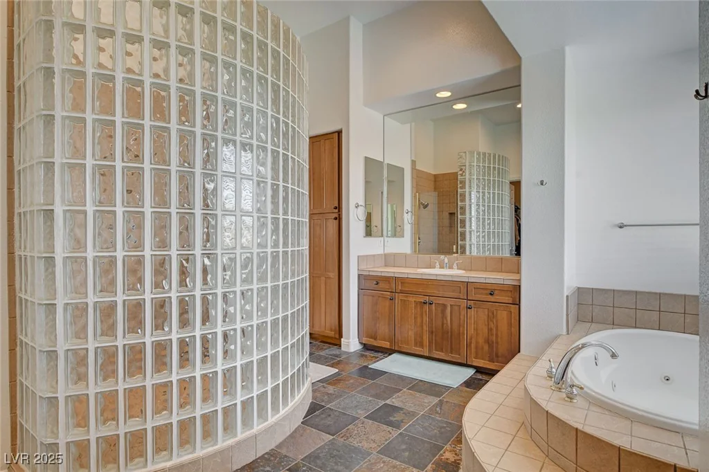 3 Chenal, Henderson, NV 89052
