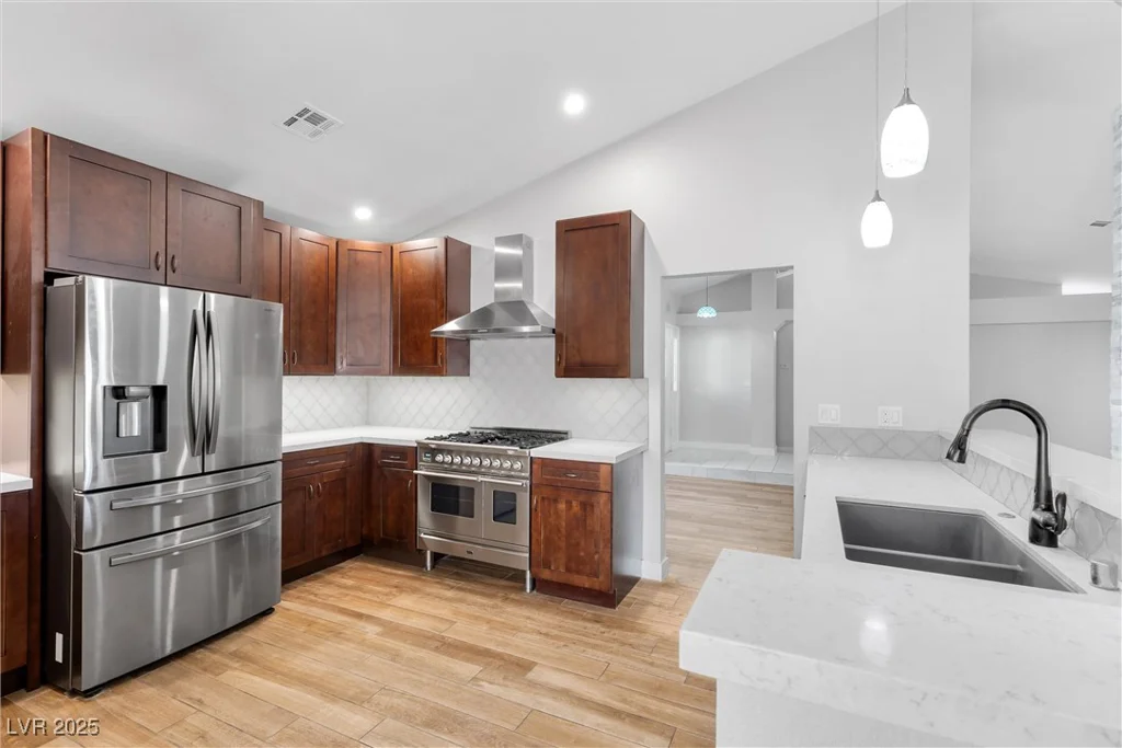 9101 Dolphin Cove, Las Vegas, NV 89117