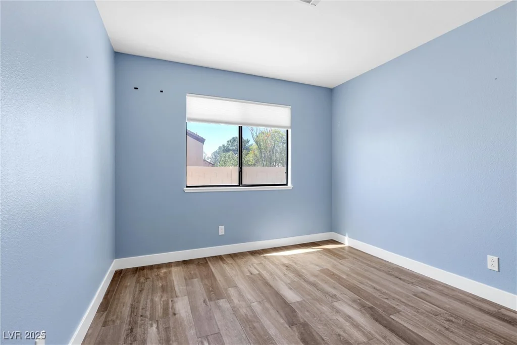 9101 Dolphin Cove, Las Vegas, NV 89117