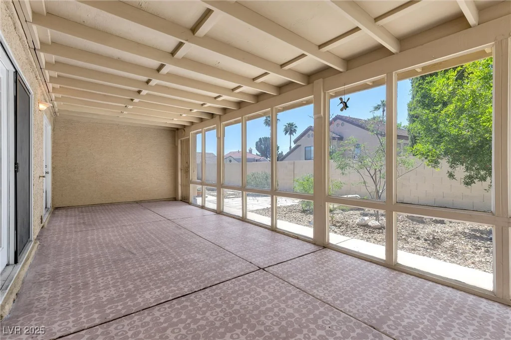 9101 Dolphin Cove, Las Vegas, NV 89117
