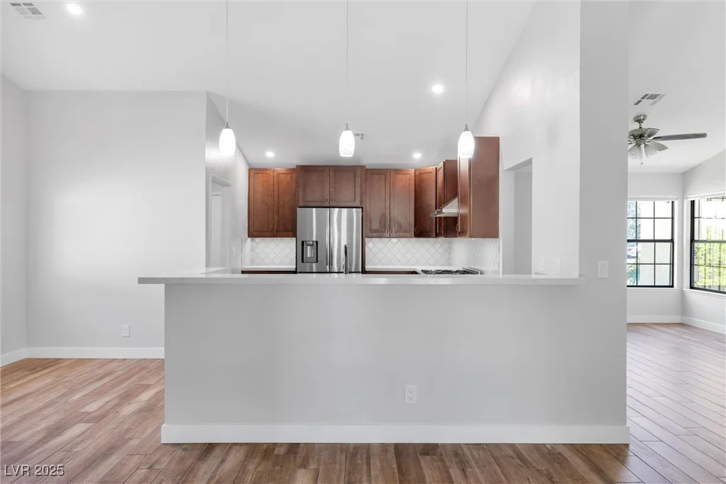 9101 Dolphin Cove, Las Vegas, NV 89117