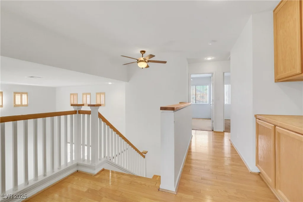 1444 Country Hollow, Las Vegas, NV 89117