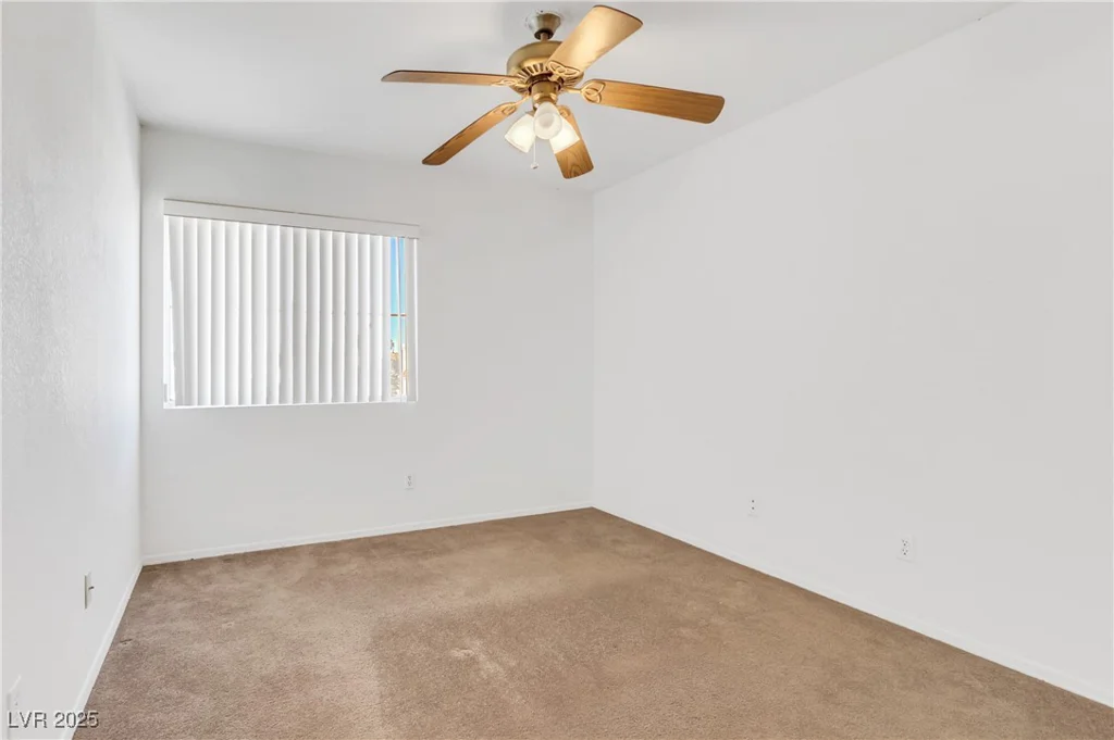 1444 Country Hollow, Las Vegas, NV 89117