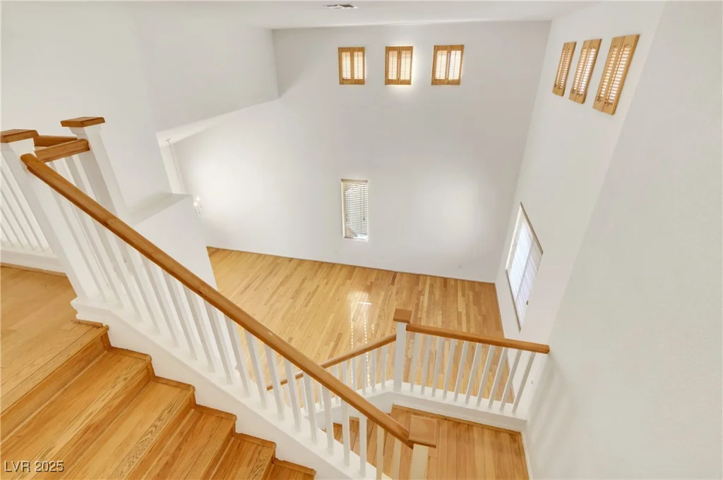 1444 Country Hollow, Las Vegas, NV 89117