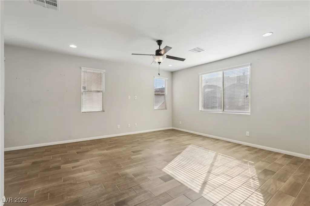9875 Vista Meadows, Las Vegas, NV 89148