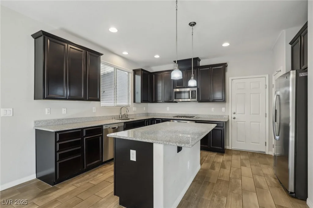 9875 Vista Meadows, Las Vegas, NV 89148