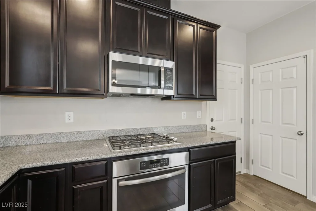 9875 Vista Meadows, Las Vegas, NV 89148
