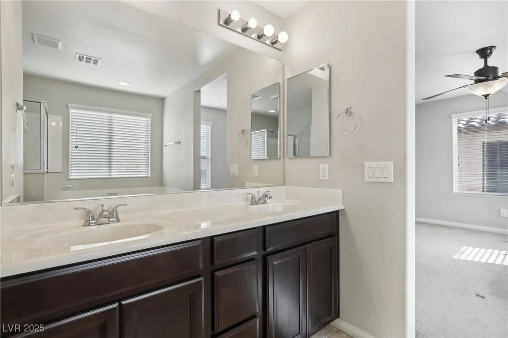 9875 Vista Meadows, Las Vegas, NV 89148