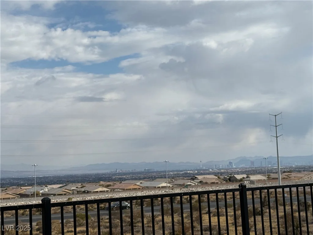 6154 Rathbone, Las Vegas, NV 89166
