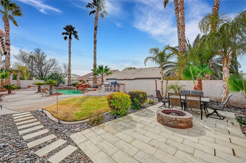6105 Port Of Dreams, Las Vegas, NV 89130
