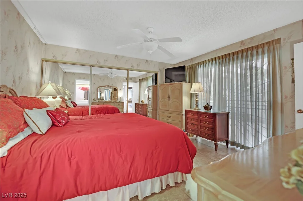 2541 La Cara, Las Vegas, NV 89121