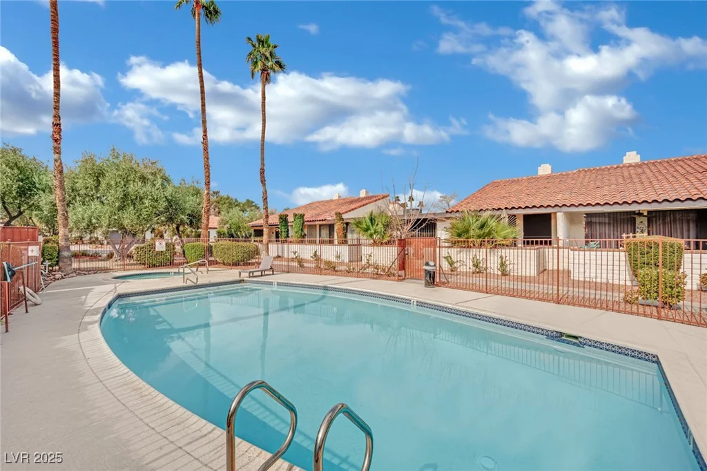 2541 La Cara, Las Vegas, NV 89121