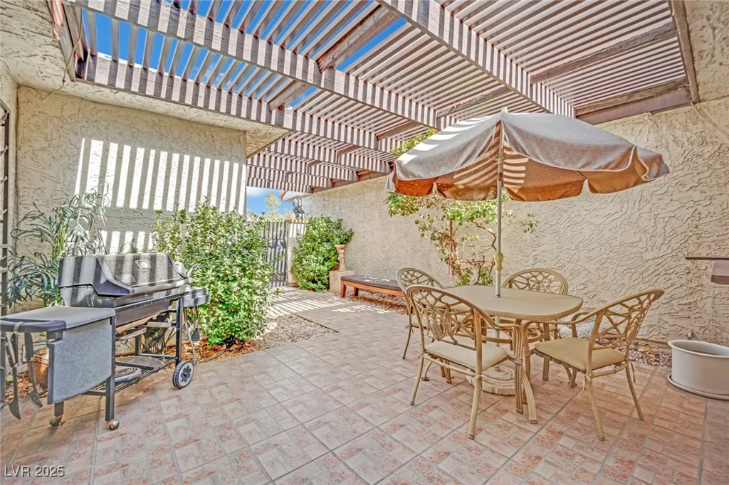 2541 La Cara, Las Vegas, NV 89121