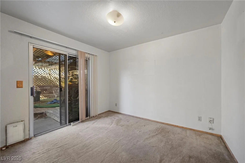 3883 Steinbeck, Las Vegas, NV 89115