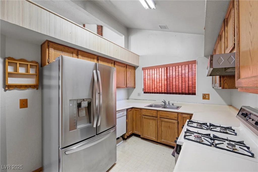 3883 Steinbeck, Las Vegas, NV 89115