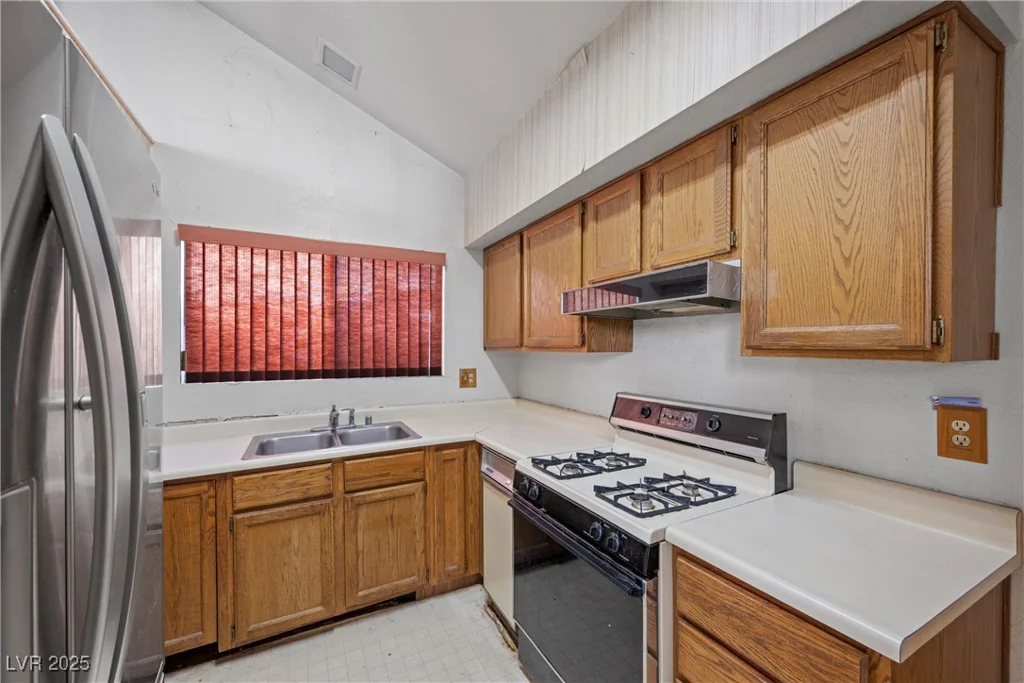 3883 Steinbeck, Las Vegas, NV 89115