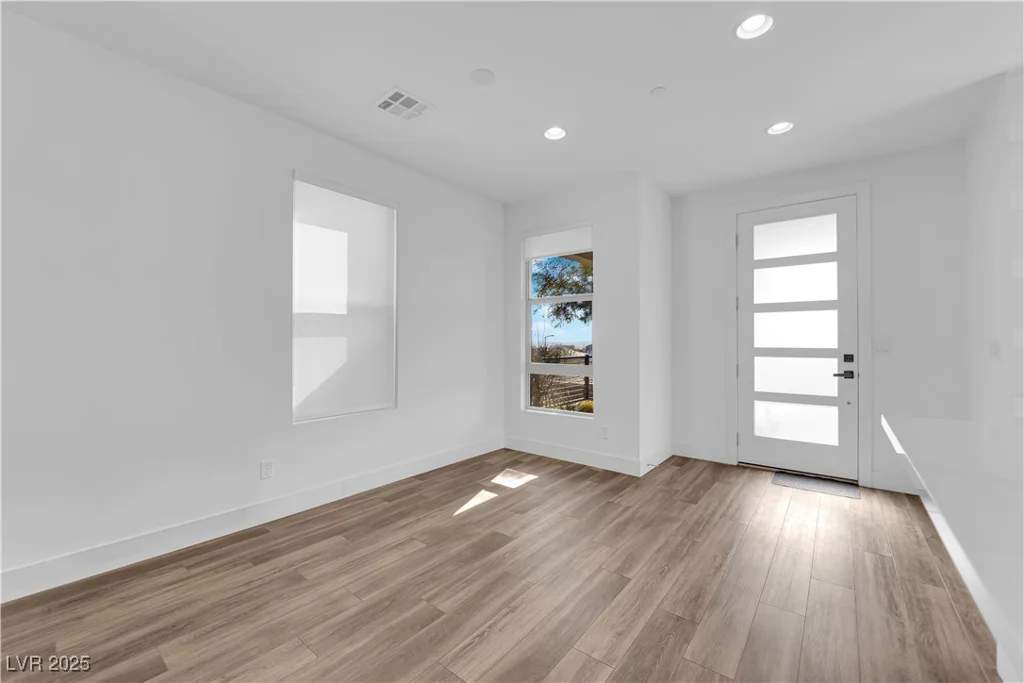 11713 Redwood Mountain, Las Vegas, NV 89138