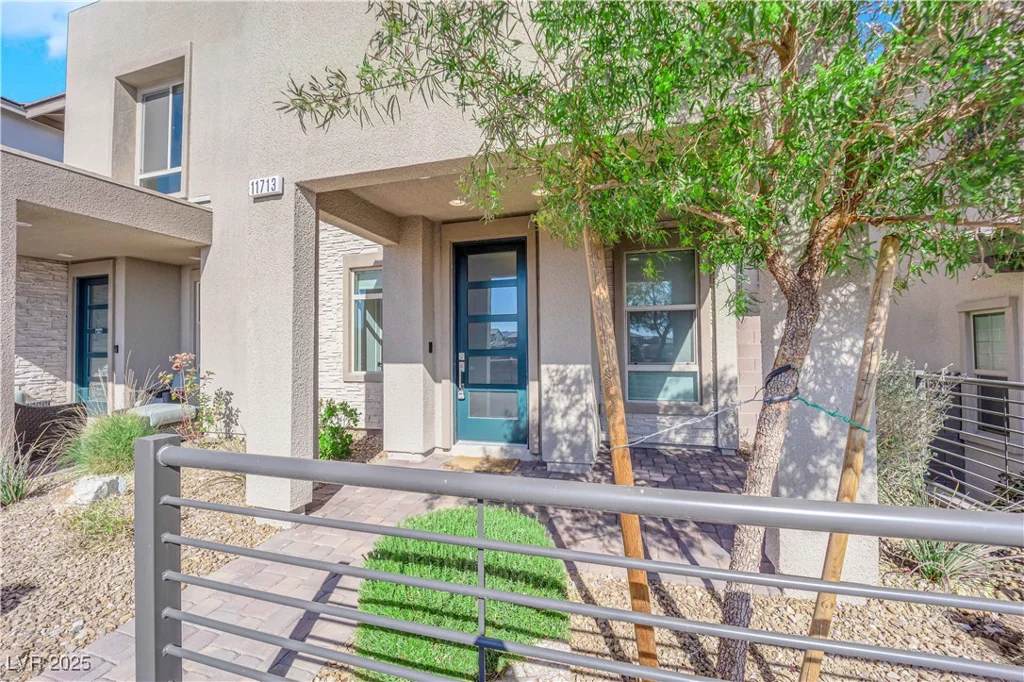 11713 Redwood Mountain, Las Vegas, NV 89138