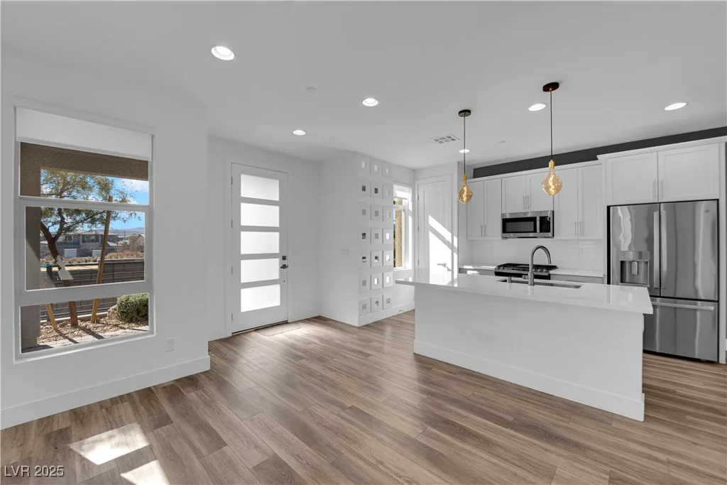 11713 Redwood Mountain, Las Vegas, NV 89138
