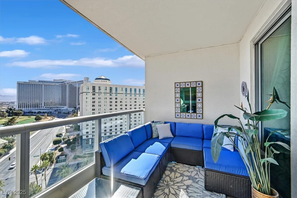 322 Karen, Las Vegas, NV 89109