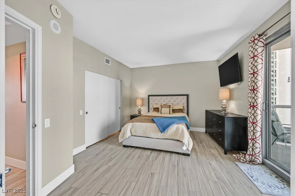 322 Karen, Las Vegas, NV 89109