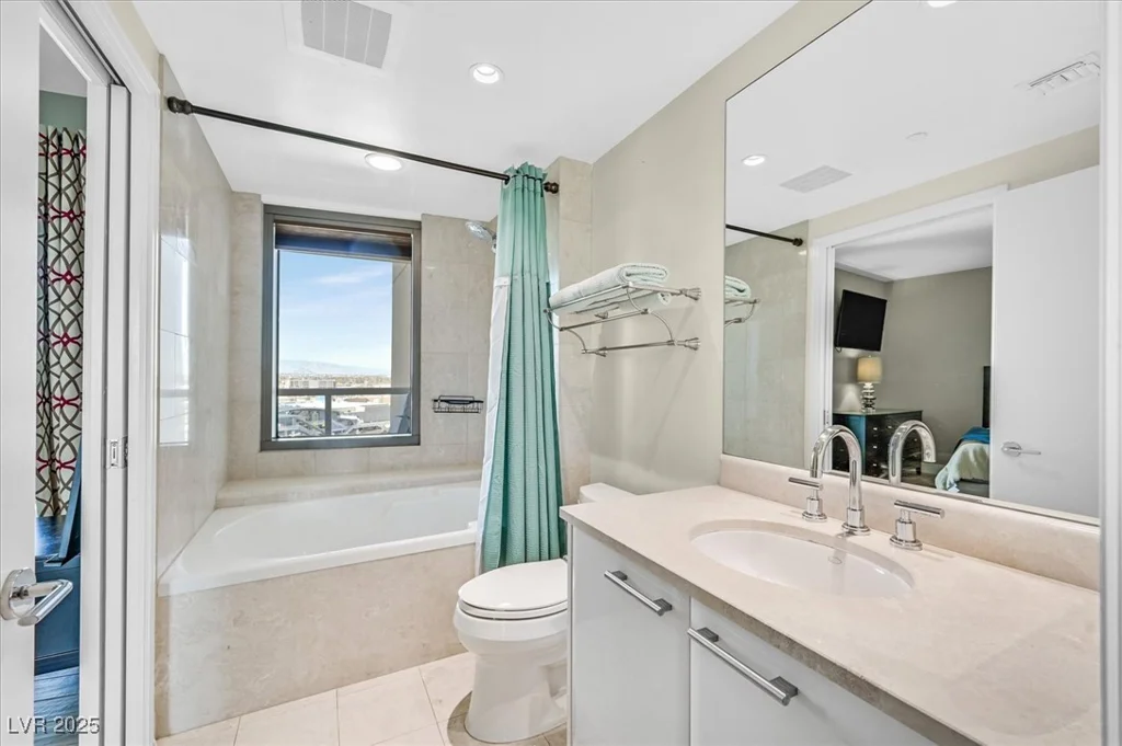 322 Karen, Las Vegas, NV 89109
