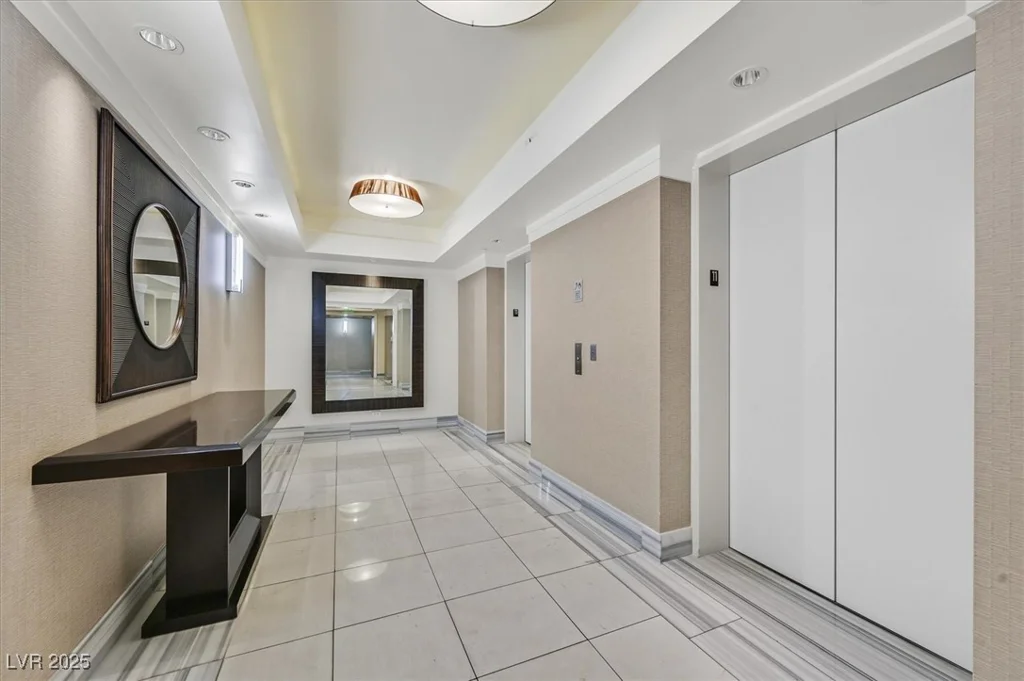 322 Karen, Las Vegas, NV 89109