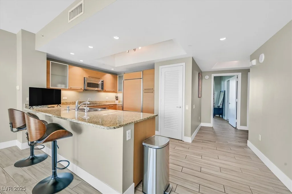 322 Karen, Las Vegas, NV 89109