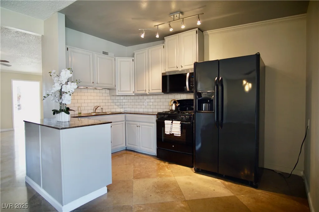5732 Heron, Las Vegas, NV 89107