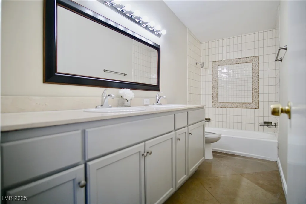 5732 Heron, Las Vegas, NV 89107