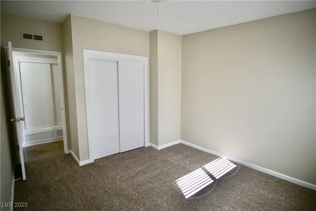 5732 Heron, Las Vegas, NV 89107