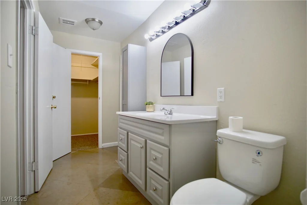 5732 Heron, Las Vegas, NV 89107
