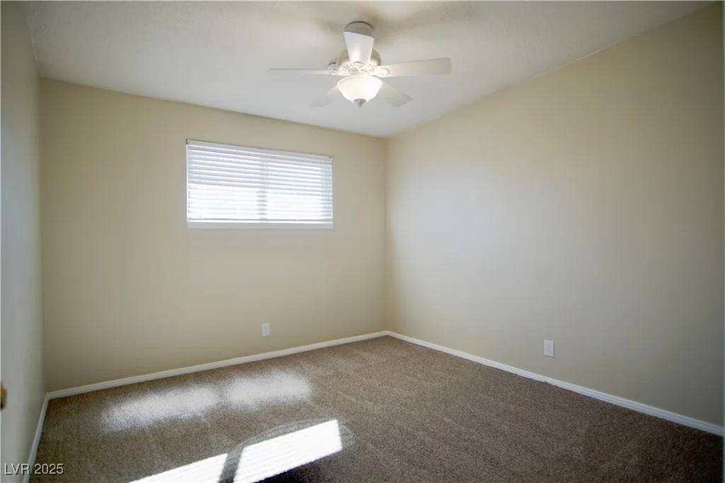 5732 Heron, Las Vegas, NV 89107