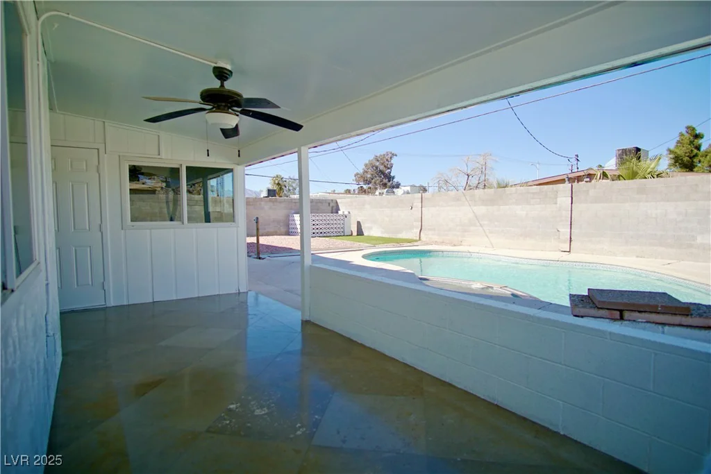 5732 Heron, Las Vegas, NV 89107