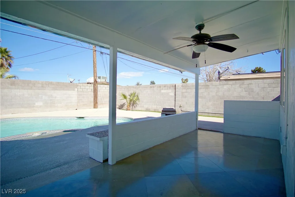 5732 Heron, Las Vegas, NV 89107