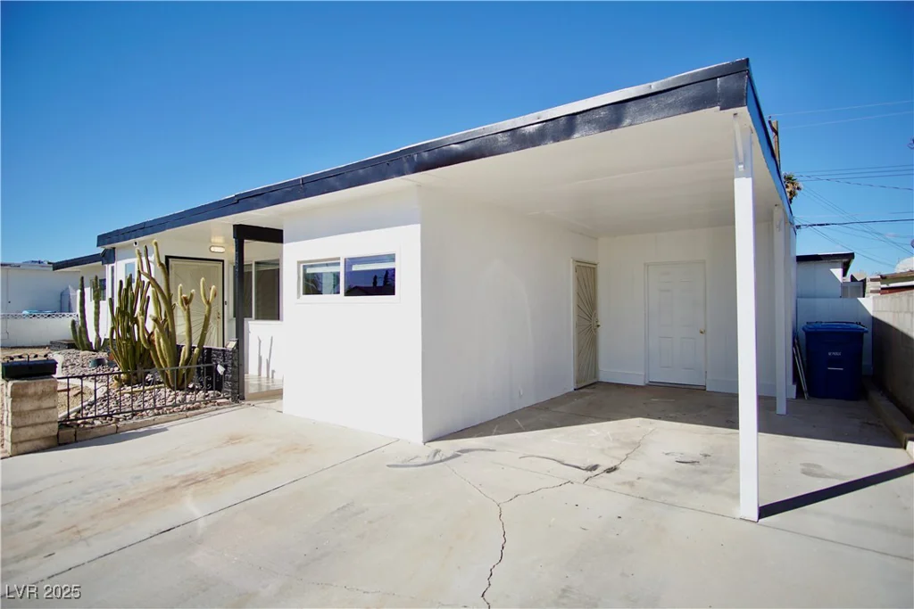 5732 Heron, Las Vegas, NV 89107