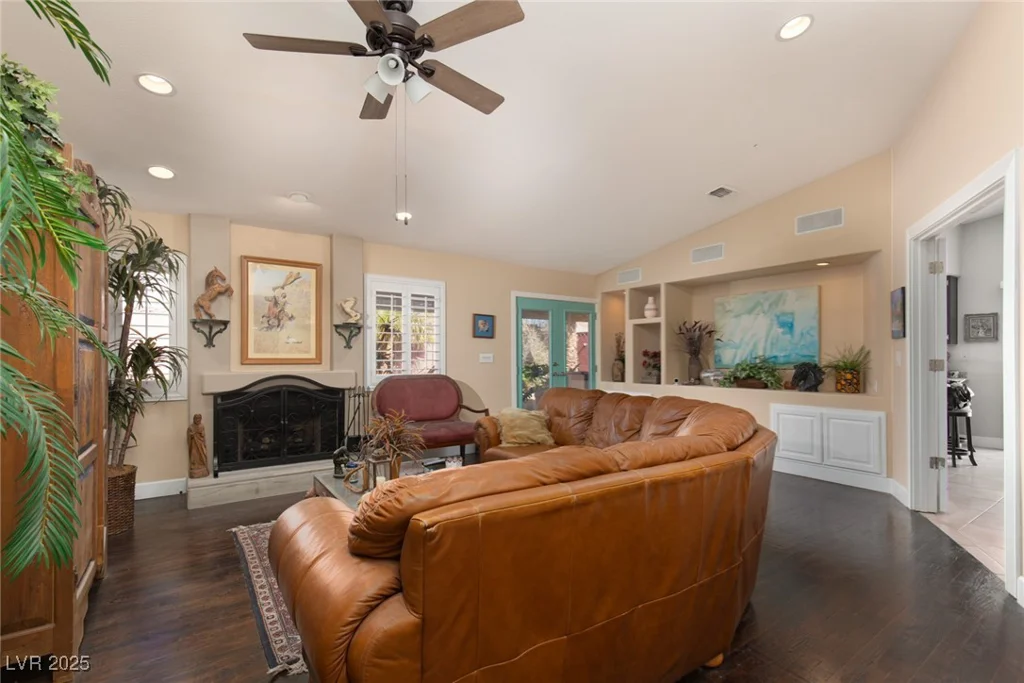 7200 Big Rock, Las Vegas, NV 89129