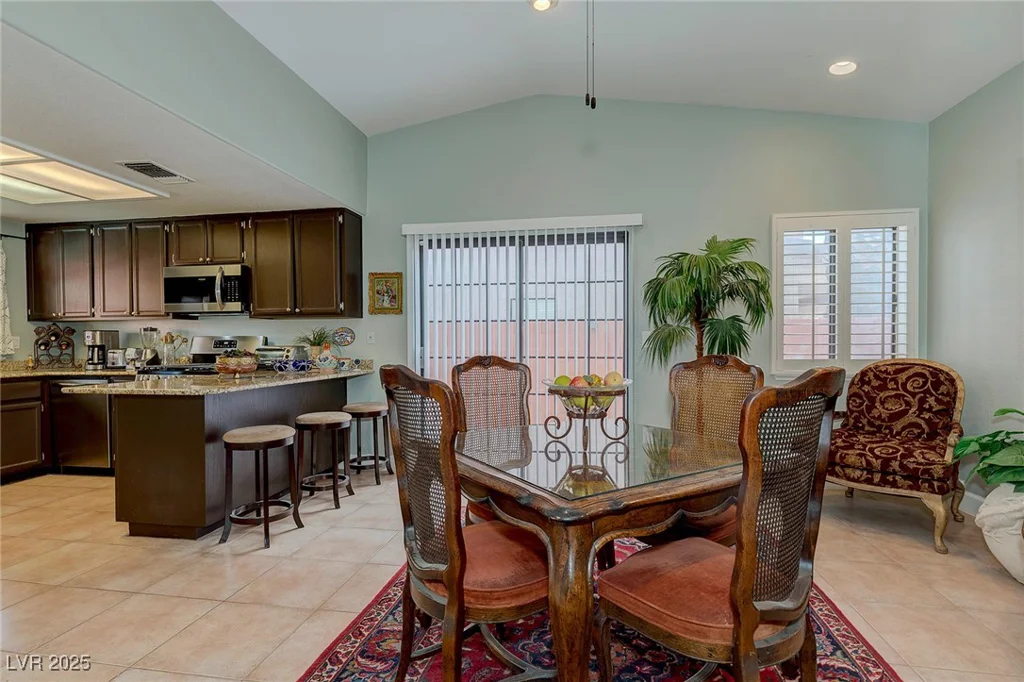 7200 Big Rock, Las Vegas, NV 89129