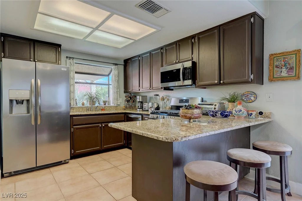 7200 Big Rock, Las Vegas, NV 89129