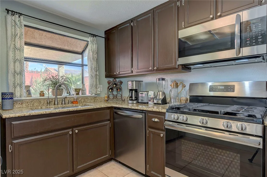 7200 Big Rock, Las Vegas, NV 89129