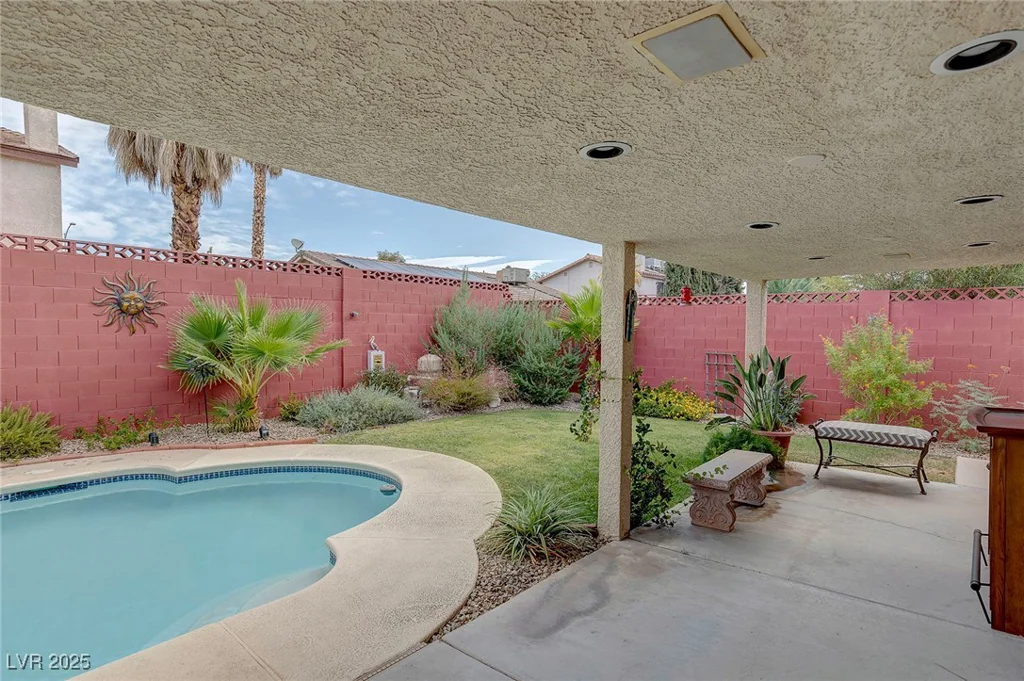 7200 Big Rock, Las Vegas, NV 89129