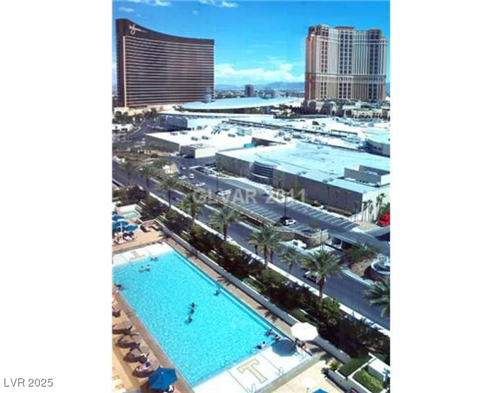 2000 Fashion Show, Las Vegas, NV 89109